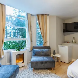 Sylish Studio Close To Station , Brighton United Kingdom
