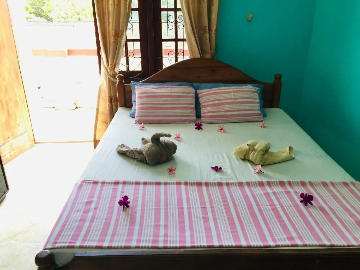 White House Apartment Negombo 0*,  Sri Lanka