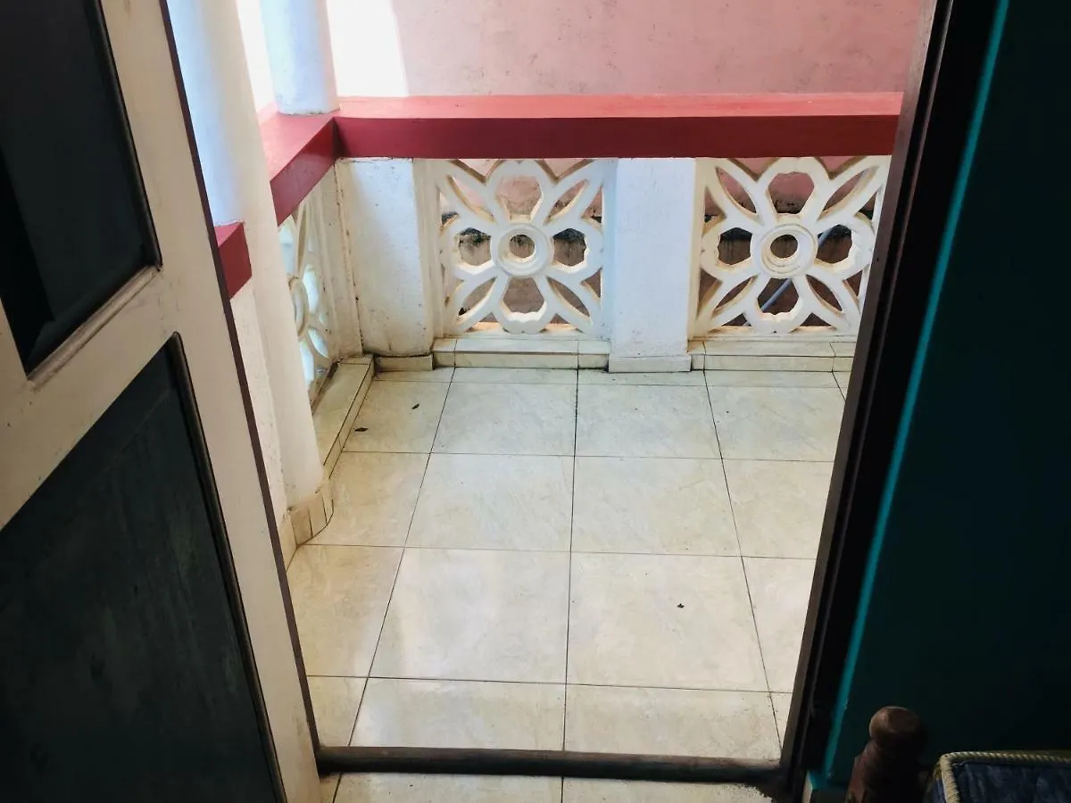 Homestay White House Apartment Negombo